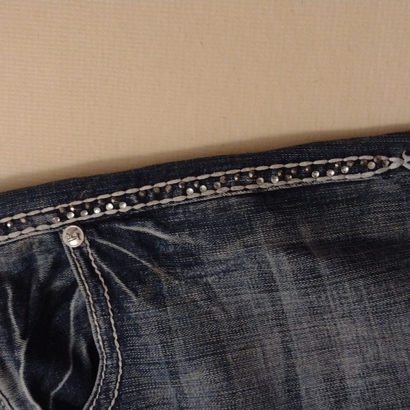 Rock and Roll Cowgirl Jeans - Picture 5 of 8